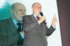 互联网之父 Vint Cerf:降低运营成本,拥抱IPv6 互联网之父 Vint Cerf:降低运营成本,拥抱IPv6